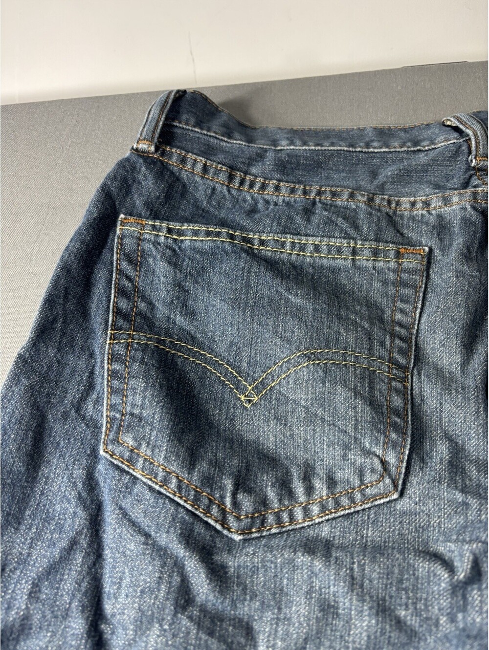 Levis 505 Jeans Mens 32x30 Blue Regular Straight American Workwear Medium Denim - Picture 9 of 15